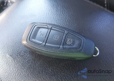 2012 Ford Focus Titanium z USA, uszkodzony, nr VIN 1FAHP3J20CL369708